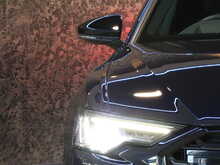 Audi A6 Avant TFSI Black Edition - U13559