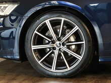 Audi A6 Avant TFSI Black Edition - U13559