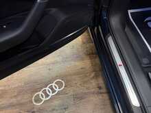 Audi A6 Avant TFSI Black Edition - U13559