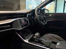 Audi A6 Avant TFSI Black Edition - U13559