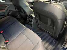 Audi A6 Avant TFSI Black Edition - U13559