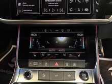 Audi A6 Avant TFSI Black Edition - U13559