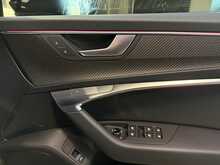 Audi A6 Avant TFSI Black Edition - U13559