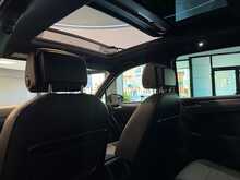Volkswagen Tiguan TDI R-Line Tech - U13575