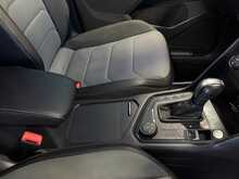 Volkswagen Tiguan TDI R-Line Tech - U13575