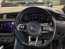 Volkswagen Tiguan TDI R-Line Tech - U13575