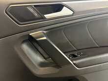 Volkswagen Tiguan TDI R-Line Tech - U13575