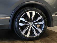 Volkswagen Tiguan TDI R-Line Tech - U13575
