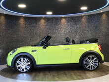 MINI Convertible Cooper Exclusive - U13598