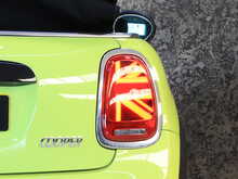 MINI Convertible Cooper Exclusive - U13598