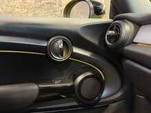 MINI Convertible Cooper Exclusive - U13598