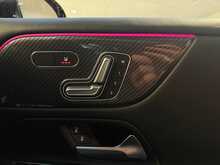 Mercedes-Benz GLB GLB35 AMG - U13600