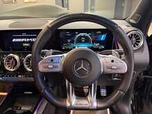 Mercedes-Benz GLB GLB35 AMG - U13600