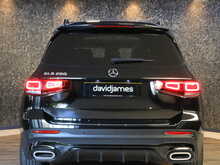 Mercedes-Benz GLB GLB200 AMG Line Night Edition - U13601