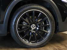 Mercedes-Benz GLB GLB200 AMG Line Night Edition - U13601