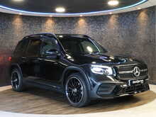 Mercedes-Benz GLB GLB200 AMG Line Night Edition - U13601