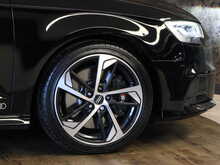 Audi S3 TFSI Black Edition - U13603