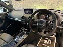 Audi S3 TFSI Black Edition - U13603