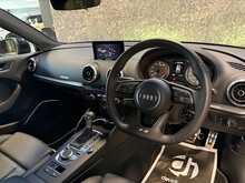 Audi S3 TFSI Black Edition - U13603