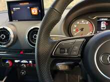 Audi S3 TFSI Black Edition - U13603