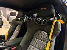 Porsche 718 Cayman GT4 - U13614