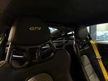 Porsche 718 Cayman GT4 - U13614