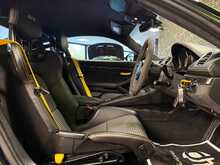 Porsche 718 Cayman GT4 - U13614