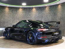 Porsche 718 Cayman GT4 - U13614