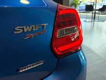Suzuki Swift Boosterjet MHEV Sport - U13616