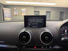 Audi S3 TFSI Black Edition - U13628