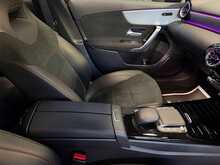 Mercedes-Benz A Class A180 AMG Line Night Edition - U13629