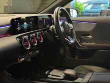 Mercedes-Benz A Class A180 AMG Line Night Edition - U13629