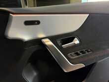 Mercedes-Benz A Class A180 AMG Line Night Edition - U13629