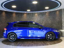 Volkswagen Golf TSI R Black Edition - U13632