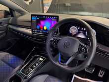 Volkswagen Golf TSI R Black Edition - U13632