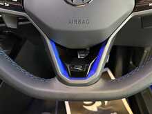 Volkswagen Golf TSI R Black Edition - U13632