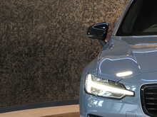 Volvo V60 h T8 Polestar Engineered - U13653