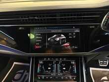Audi RSQ8 TFSI V8 Vorsprung - U13665