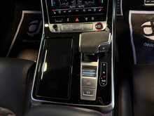 Audi RSQ8 TFSI V8 Vorsprung - U13665