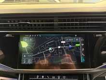 Audi RSQ8 TFSI V8 Vorsprung - U13665