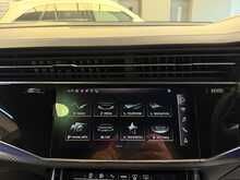 Audi RSQ8 TFSI V8 Vorsprung - U13665