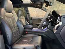 Audi RSQ8 TFSI V8 Vorsprung - U13665