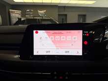 Volkswagen Golf TSI GTI - U13684