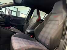 Volkswagen Golf TSI GTI - U13684