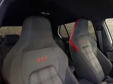 Volkswagen Golf TSI GTI - U13684