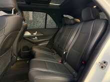 Mercedes-Benz GLE GLE400d AMG Line - U13688