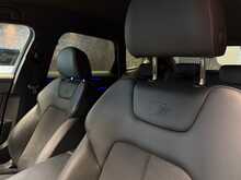 Audi A6 Avant TFSI Black Edition - U13693