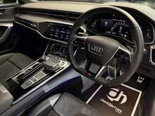 Audi A6 Avant TFSI Black Edition - U13693