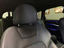 Audi A6 Avant TFSI Black Edition - U13693