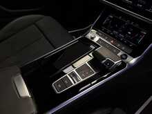 Audi A6 Avant TFSI Black Edition - U13693